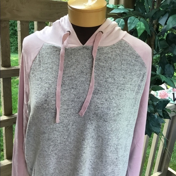 JUNIORS XL Pink Republic hooded sweatshirt - Picture 10 of 16